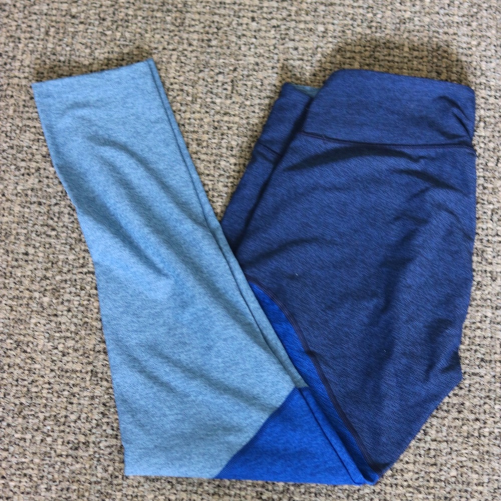 Outdoor Voices leggings, size L